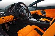 Lamborghini Gallardo тюнинг салона перетяжка панели