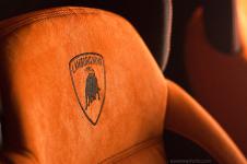 Lamborghini Gallardo тюнинг салона вышивка логотипов