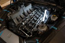 Aston Martin Vanquish техобслуживание двигатель