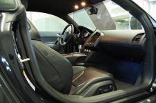 Audi R8 пошив салона
